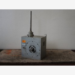 ZZ X1085-10 Gear Indexer 180° w/ 25mm Lift